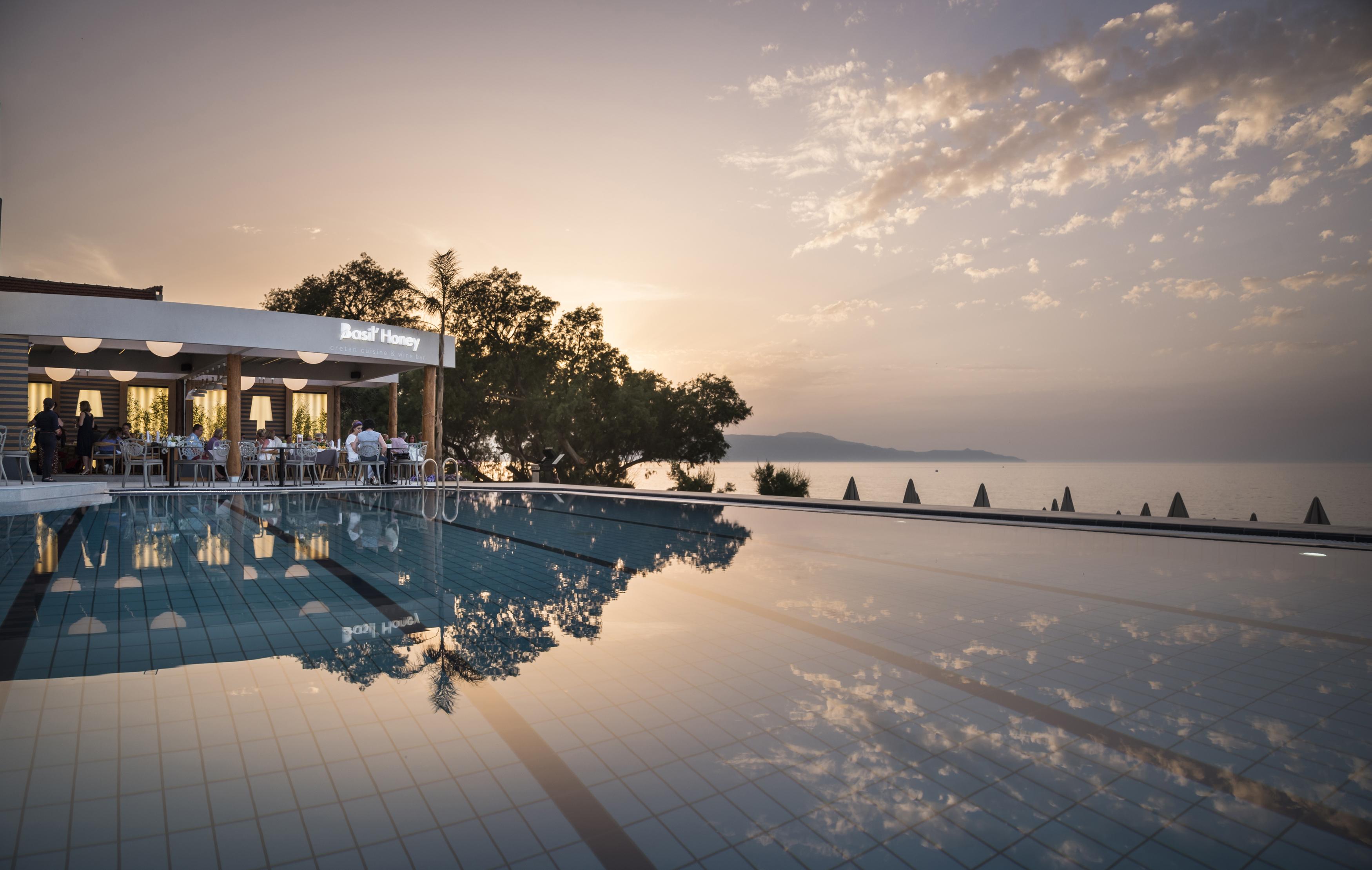 خانيا Blue Dome Hotel المظهر الخارجي الصورة